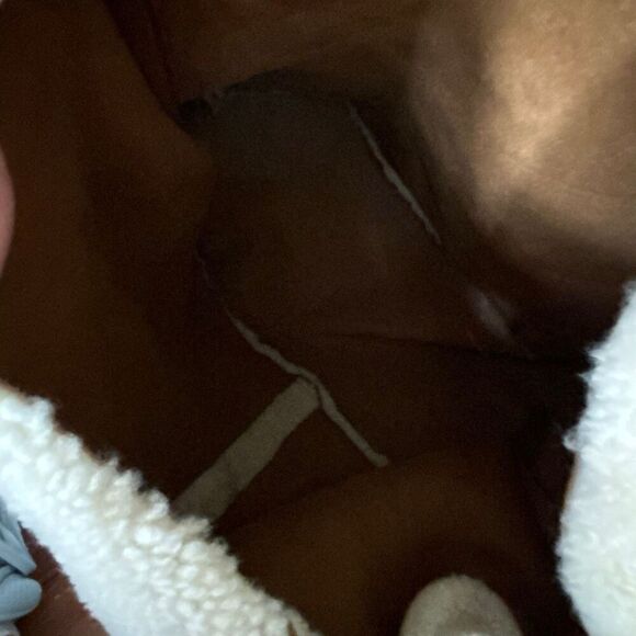 Shinola Detroit The Runwell shoulder tote shearling and natural leather oat tan - Picture 7 of 9